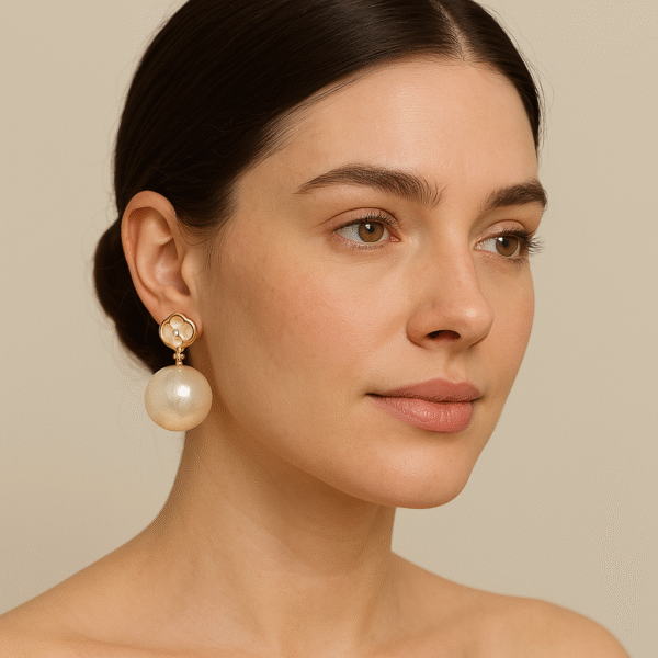 Pearl Drop Earrings - Off White